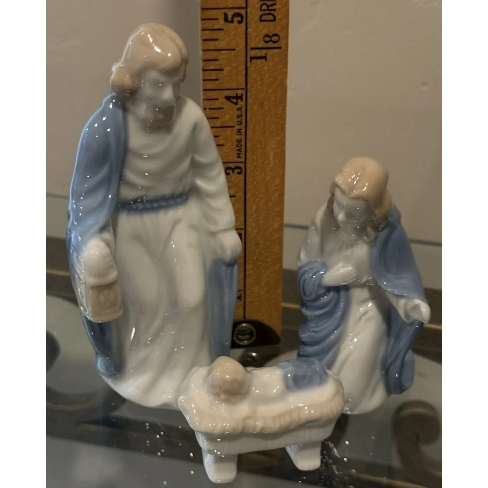 Vintage Colonial Candle Japan Porcelain Nativity Set Holy Family 3pc White Blue